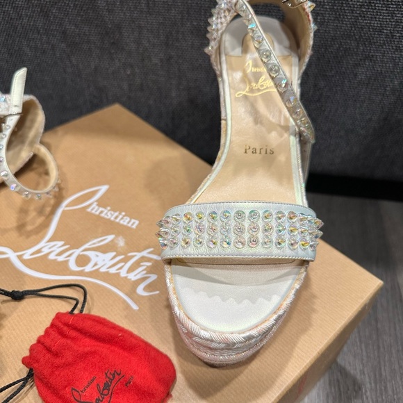 Christian Louboutin Pearl Embellished Wedge Sandals - Picture 4 of 16